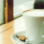 食後のカフェオレと血糖値の関係性について！